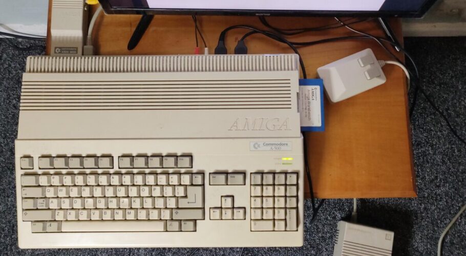 Amiga 500 Computer Connected To Analog TV Display
