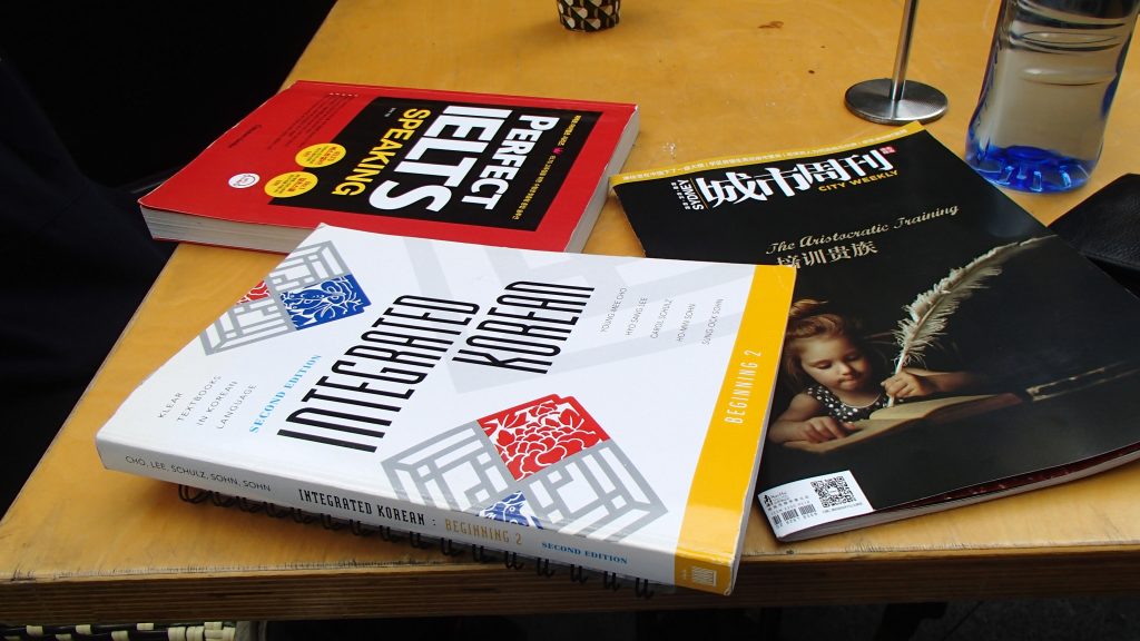 chinese IELTS Korean English Books