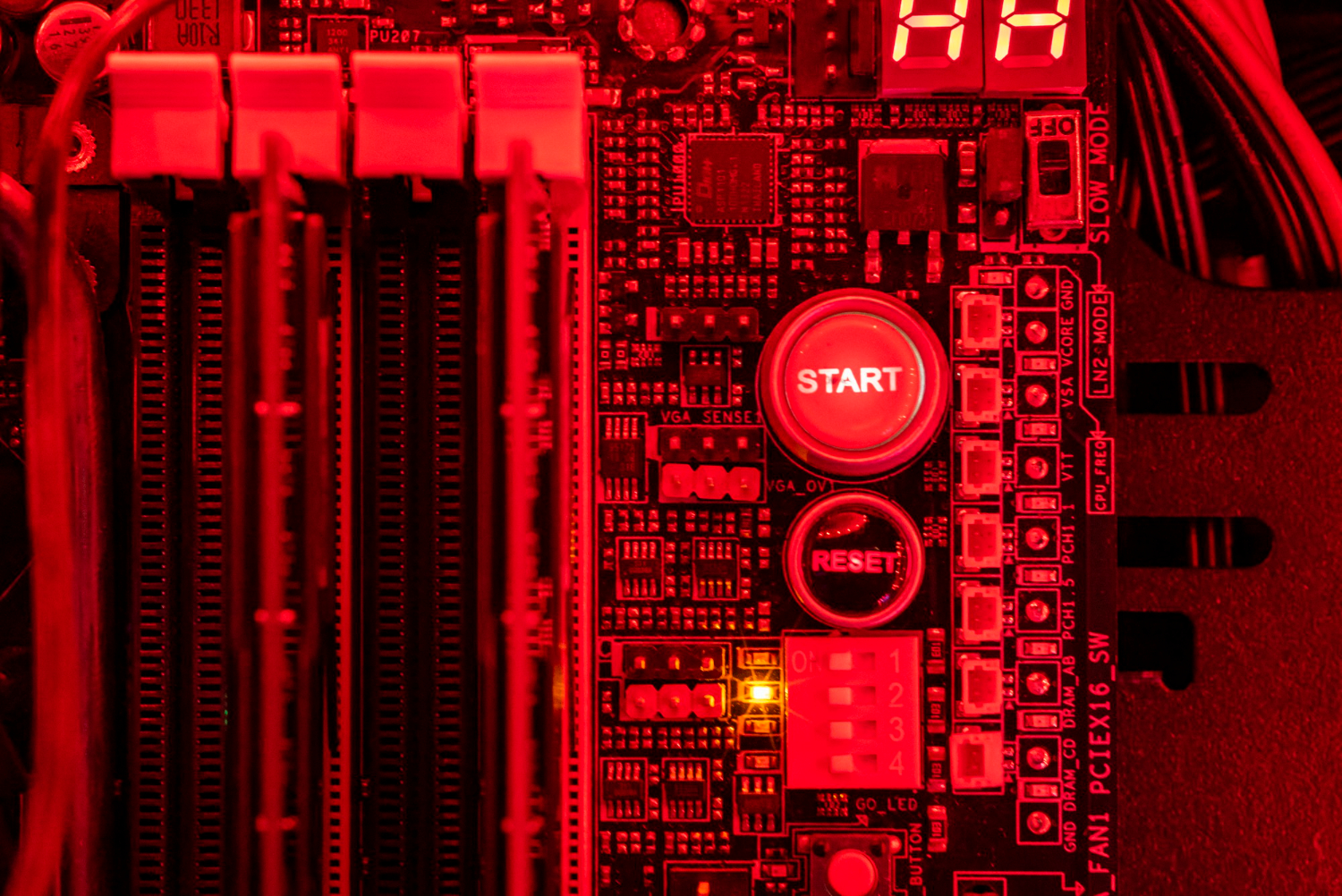 mad chaos start reset buttons inside amiga 500 pc