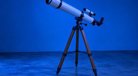 Haggling Over a Telescope (Part 1) – Mad Chaos: January 6, 1999