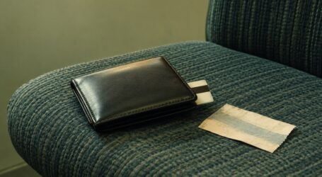 Losing My New Wallet On The Train (Part 1)
