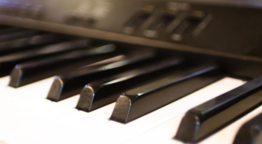 electric piano keyboard black and white notes octaves modern