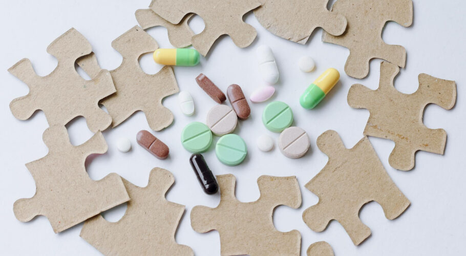 tablets pills with puzzle